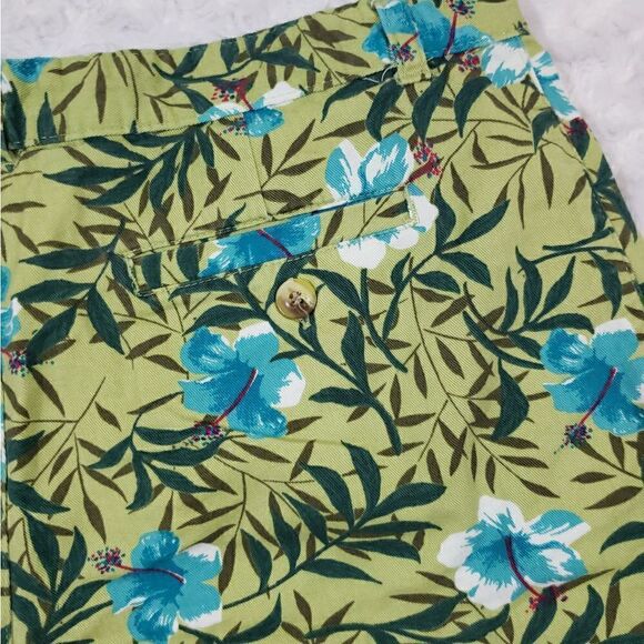 Vintage 90s Tropical print floral shorts - Picture 5 of 8